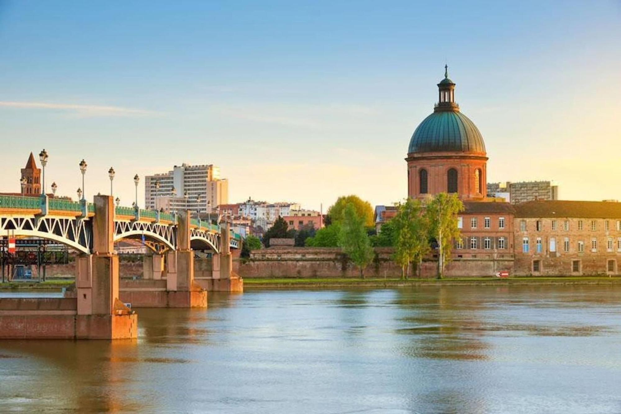 Montaudran Place Dupuy - Vue Panoramique -Metro Toulouse Buitenkant foto