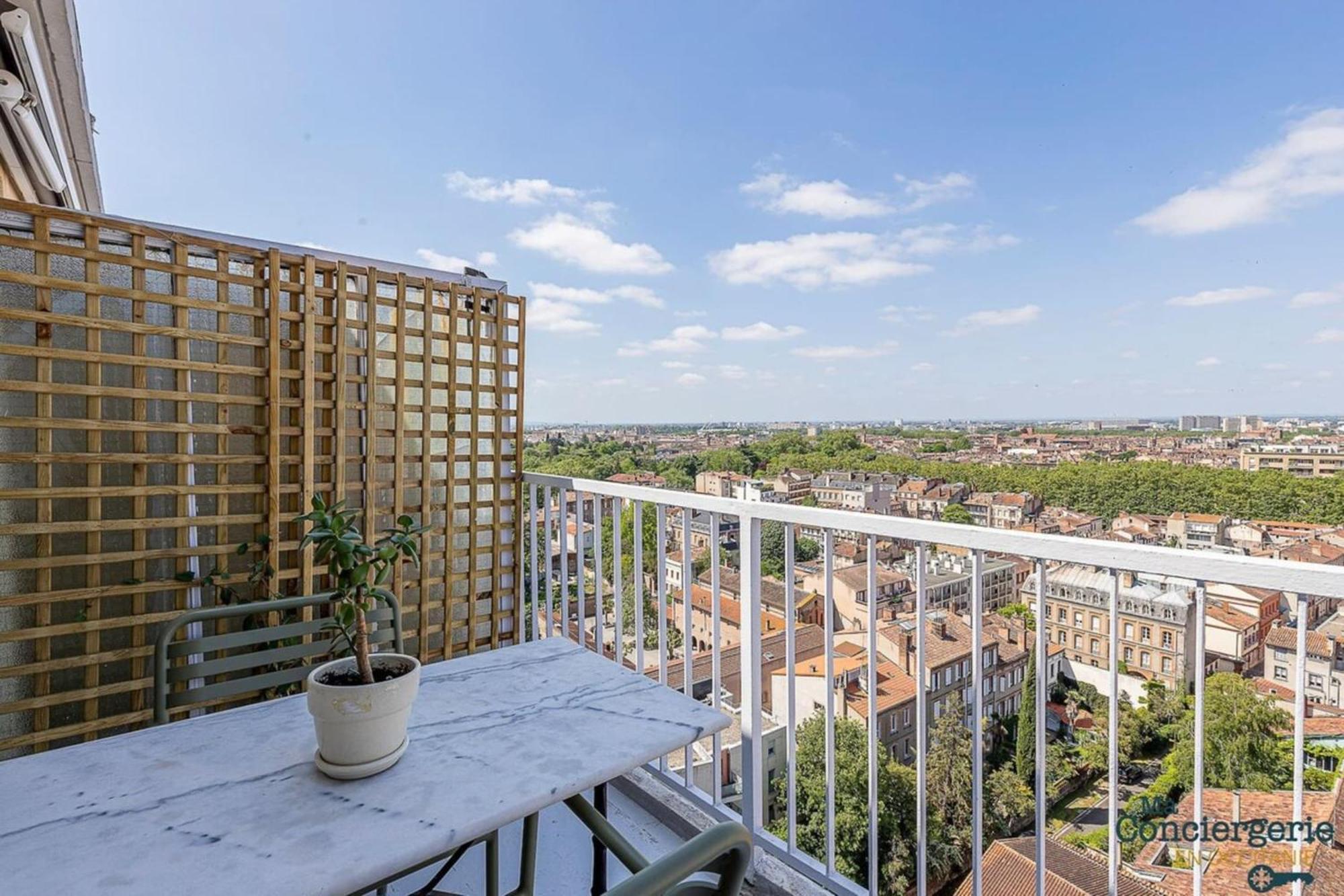 Montaudran Place Dupuy - Vue Panoramique -Metro Toulouse Buitenkant foto